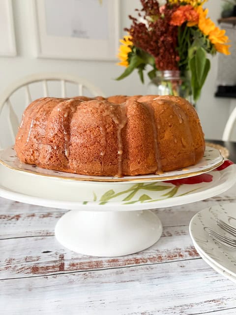 apple Bundt cake on a cake stand